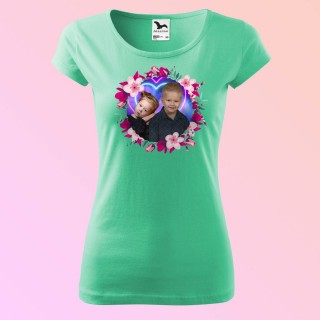 Anyák Napi Fényképes Virág Koszorúban 1