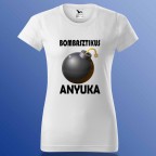 Bombasztikus Anyuka